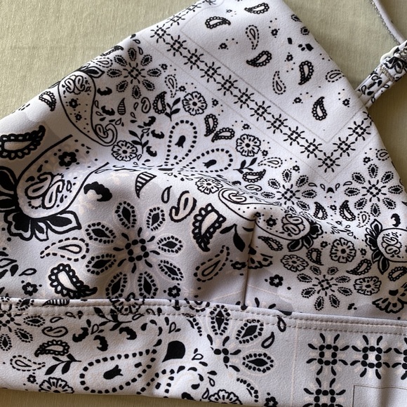 NWT Alo vapor bandana splendor bra - Picture 10 of 10